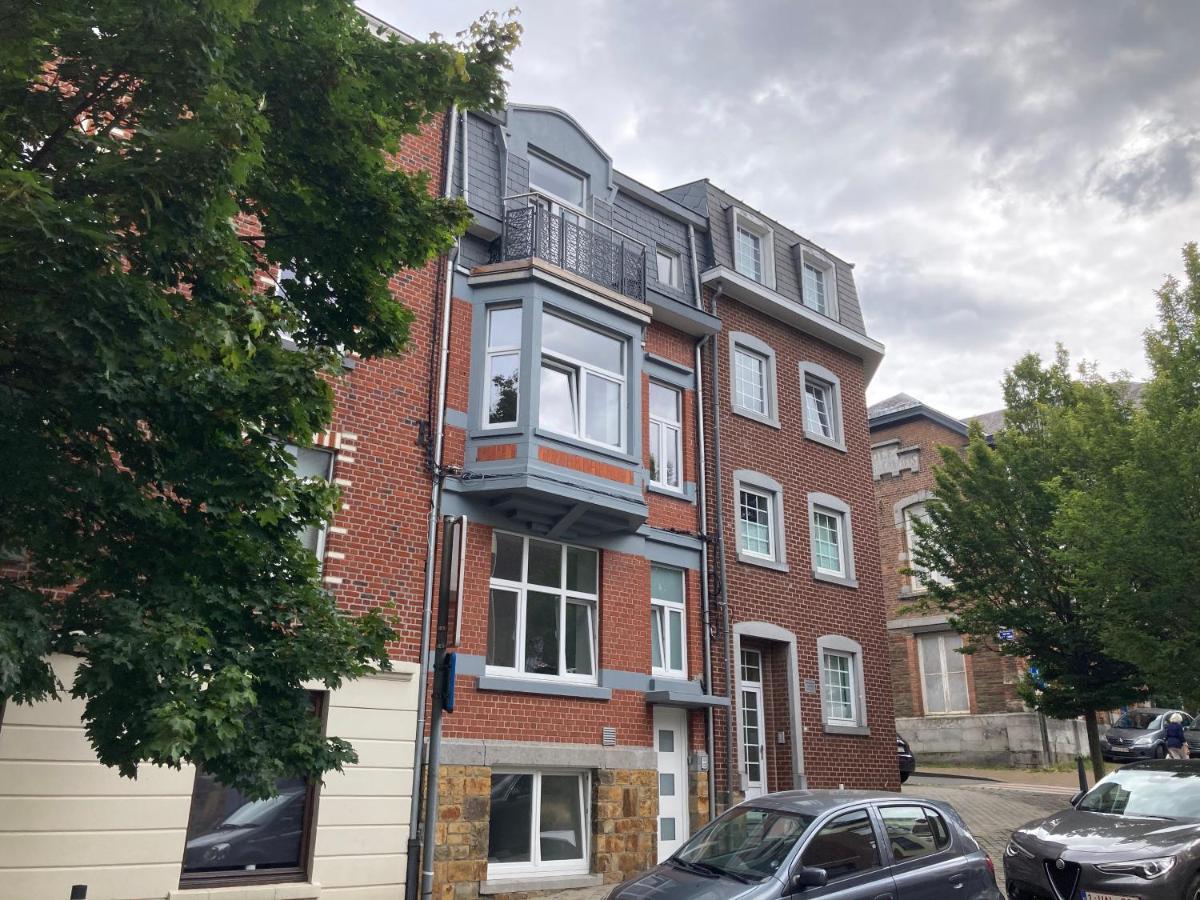 Les Duplex De La Place Des Ecoles Spa Eksteriør bilde