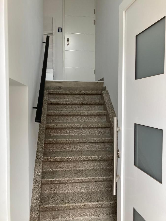 Les Duplex De La Place Des Ecoles Spa Eksteriør bilde