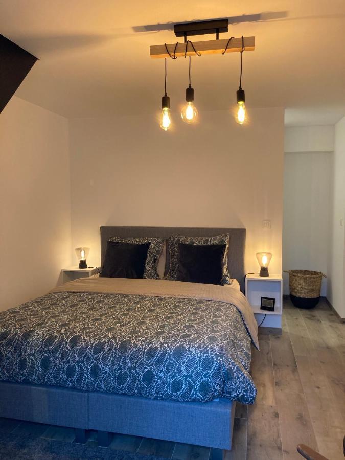 Les Duplex De La Place Des Ecoles Spa Eksteriør bilde