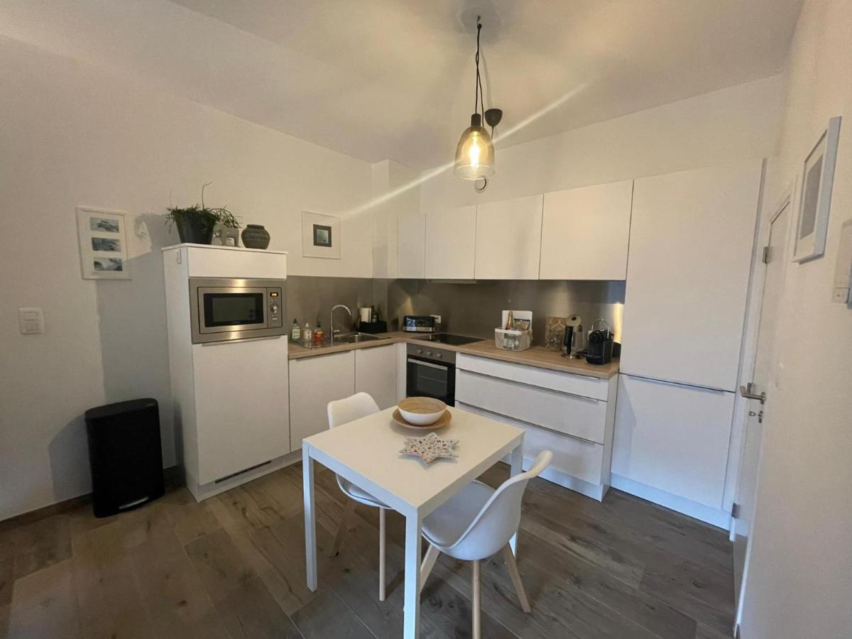 Les Duplex De La Place Des Ecoles Spa Eksteriør bilde